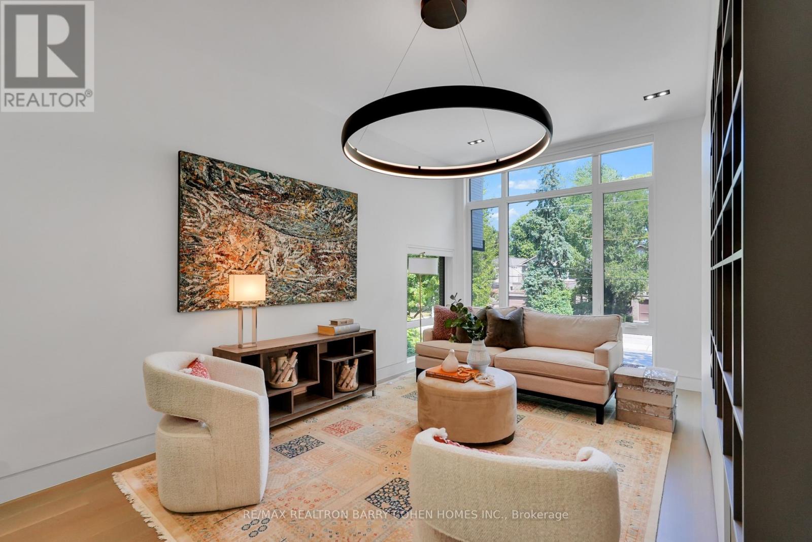 52 Elmsthorpe Avenue, Toronto, Ontario  M5P 2L7 - Photo 16 - C12551700