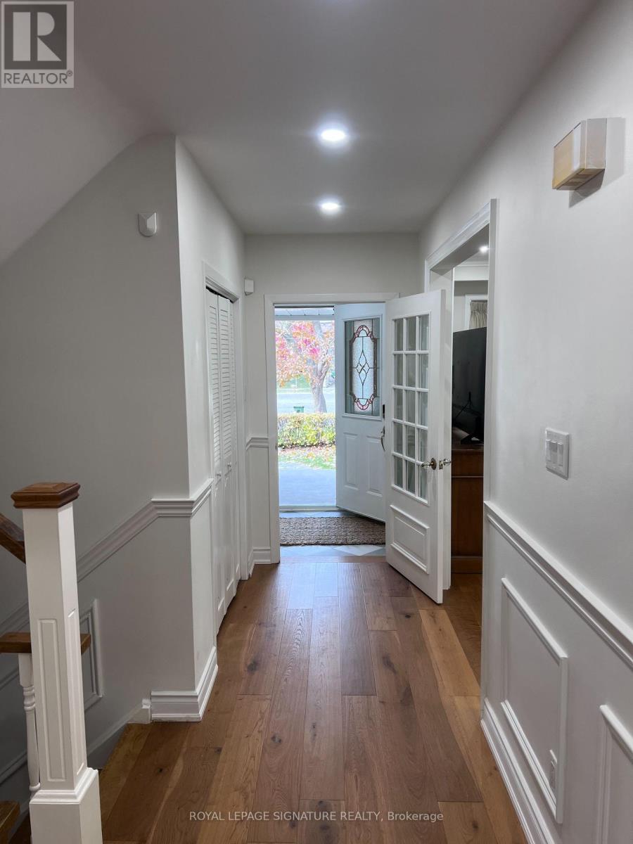 195 Upper Canada Drive, Toronto, Ontario  M2P 1T2 - Photo 3 - C12551706