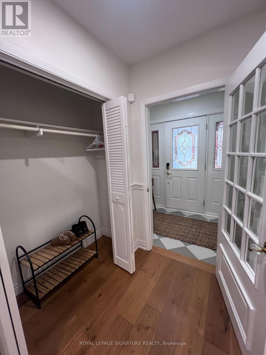 195 Upper Canada Drive, Toronto, Ontario  M2P 1T2 - Photo 4 - C12551706