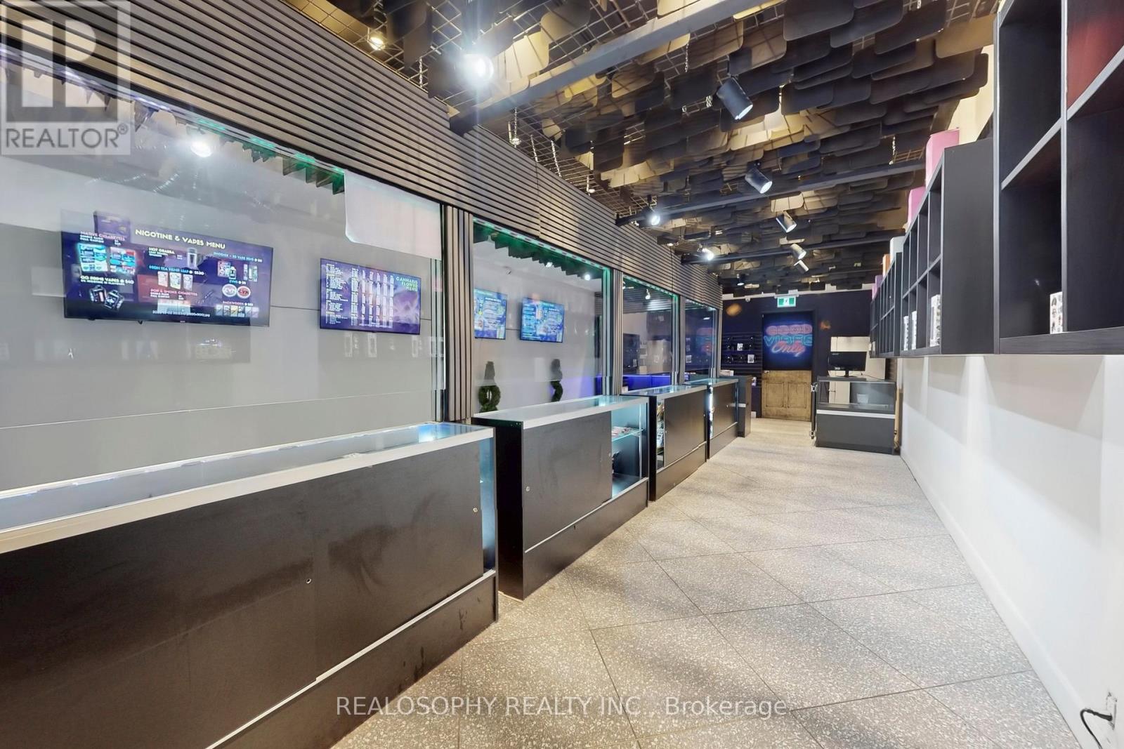 518 Queen Street W, Toronto, Ontario  M5V 2B3 - Photo 15 - C12551728