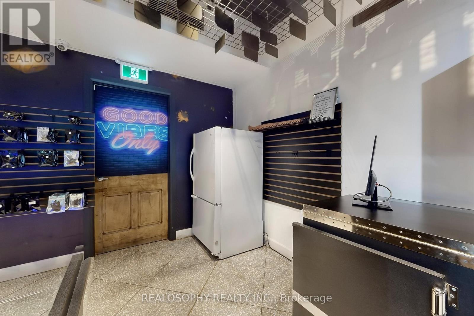 518 Queen Street W, Toronto, Ontario  M5V 2B3 - Photo 21 - C12551728