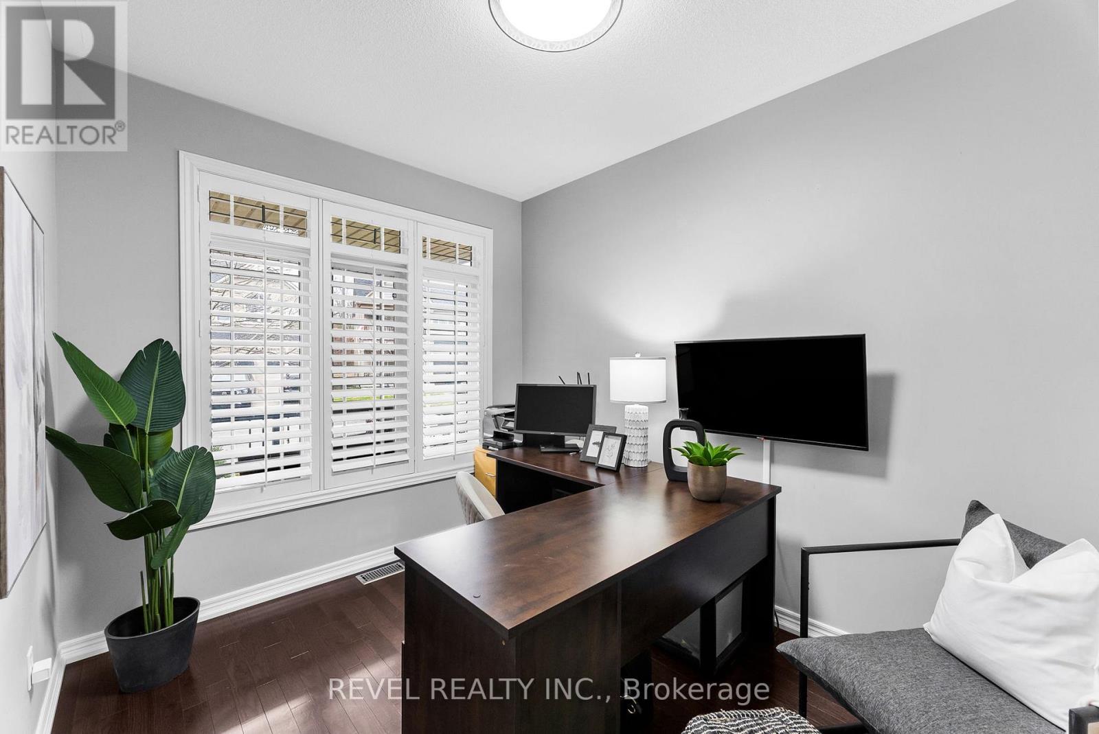 25 Duckfield Crescent, Ajax, Ontario  L1Z 2C8 - Photo 4 - E12551720