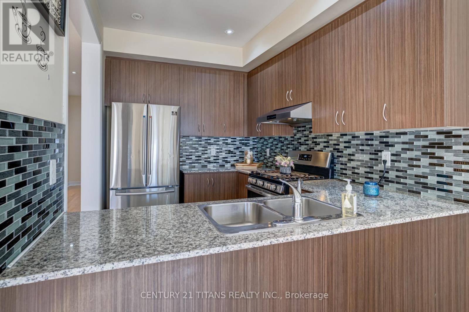 2602 Tillings Road, Pickering, Ontario  L1X 0C9 - Photo 14 - E12551780