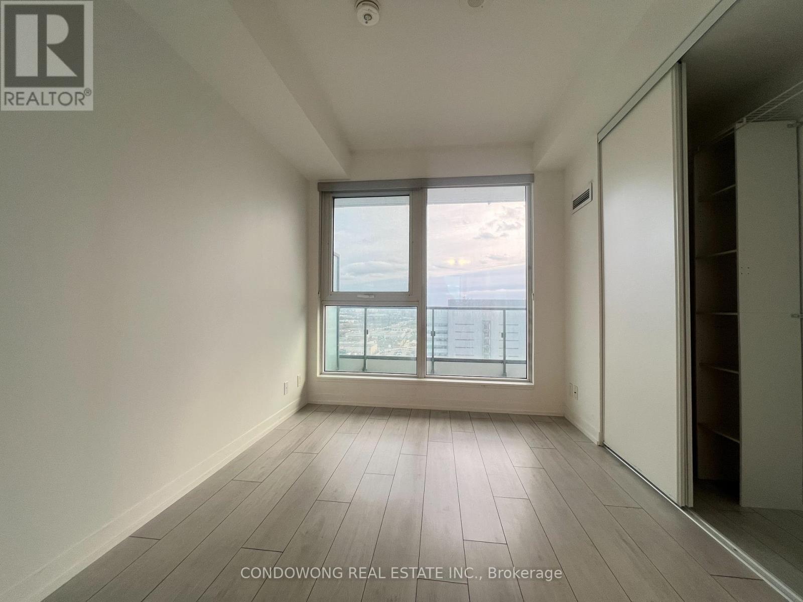 2609 - 5 Buttermill Avenue, Vaughan, Ontario  L4K 0J5 - Photo 13 - N12551696