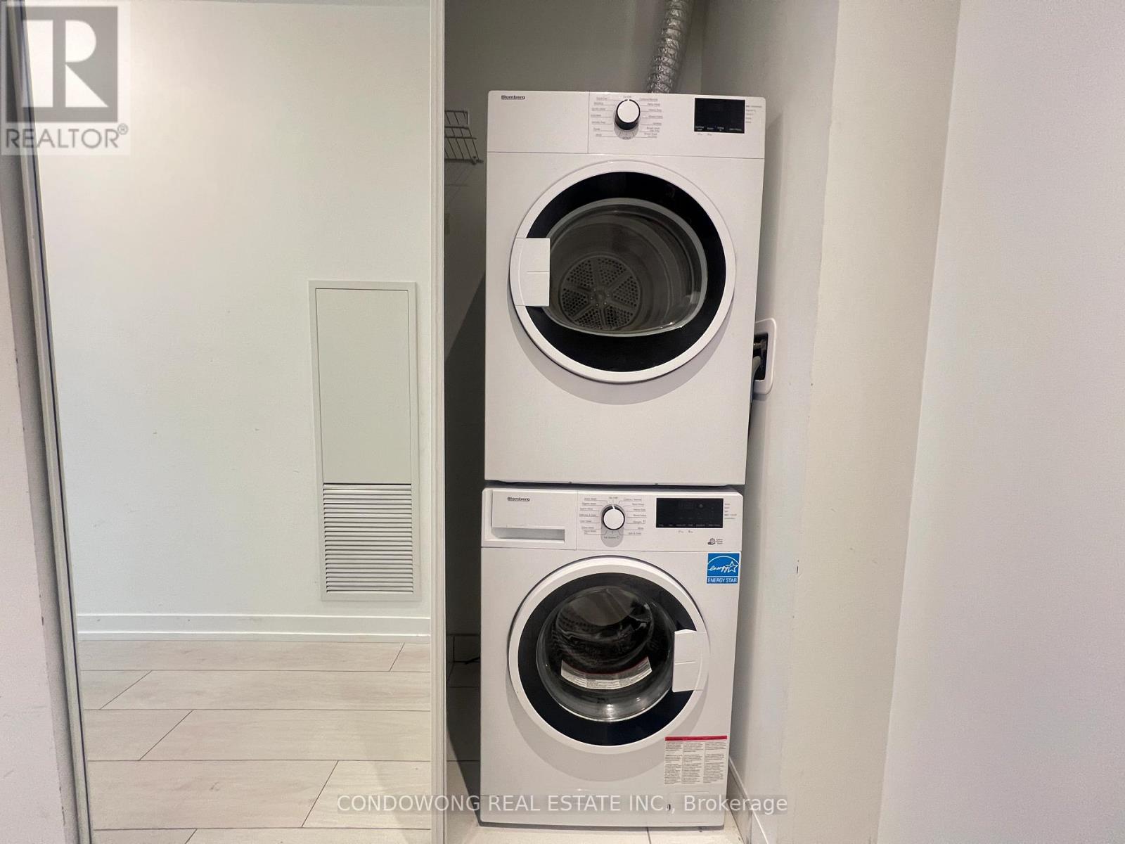 2609 - 5 Buttermill Avenue, Vaughan, Ontario  L4K 0J5 - Photo 3 - N12551696