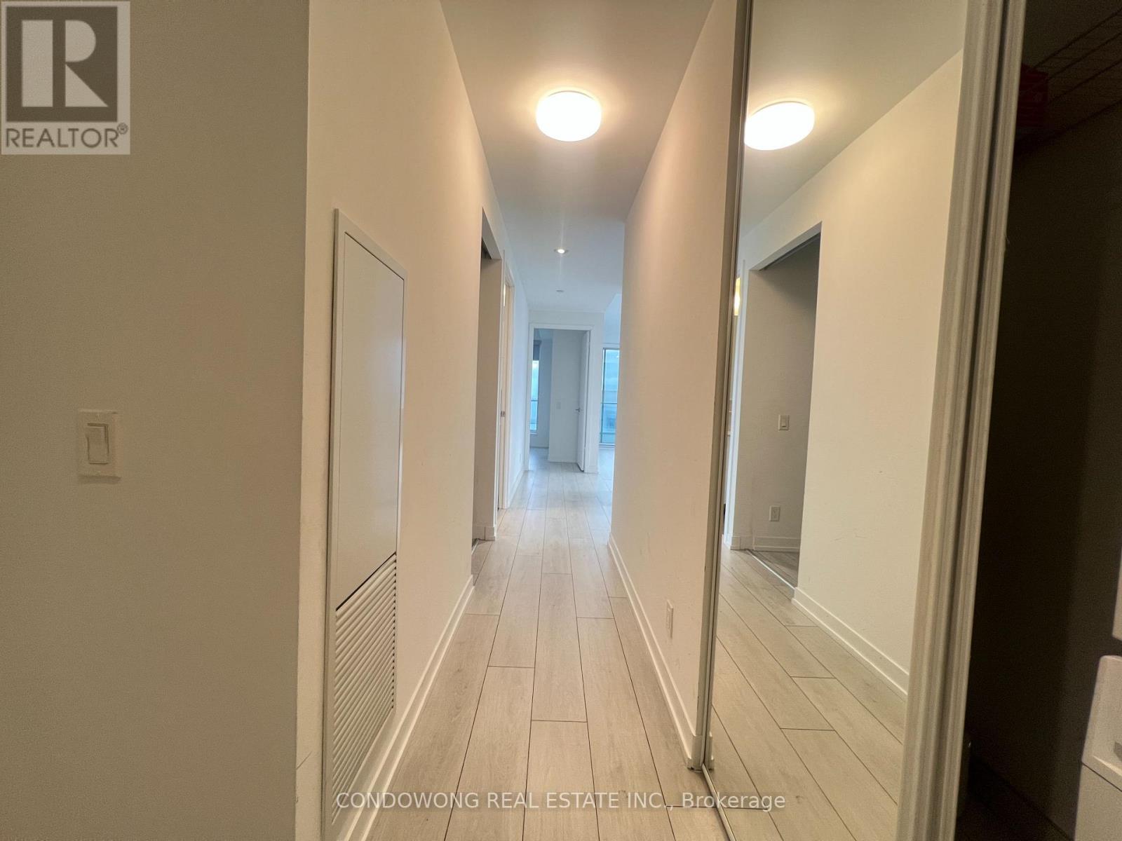 2609 - 5 Buttermill Avenue, Vaughan, Ontario  L4K 0J5 - Photo 4 - N12551696