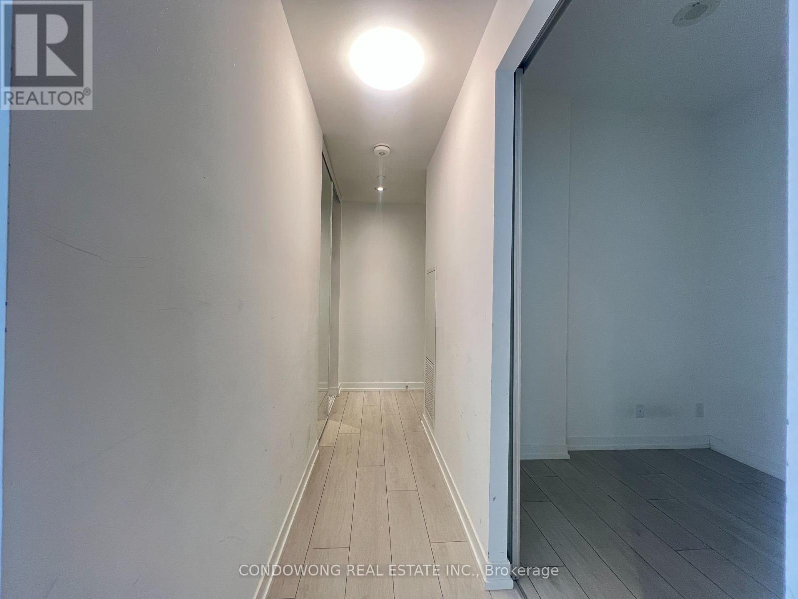 2609 - 5 Buttermill Avenue, Vaughan, Ontario  L4K 0J5 - Photo 5 - N12551696