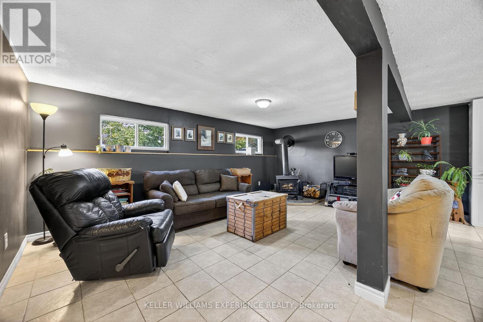 10 Conder Drive, Oro-Medonte, Ontario  L0K 1E0 - Photo 15 - S12551724