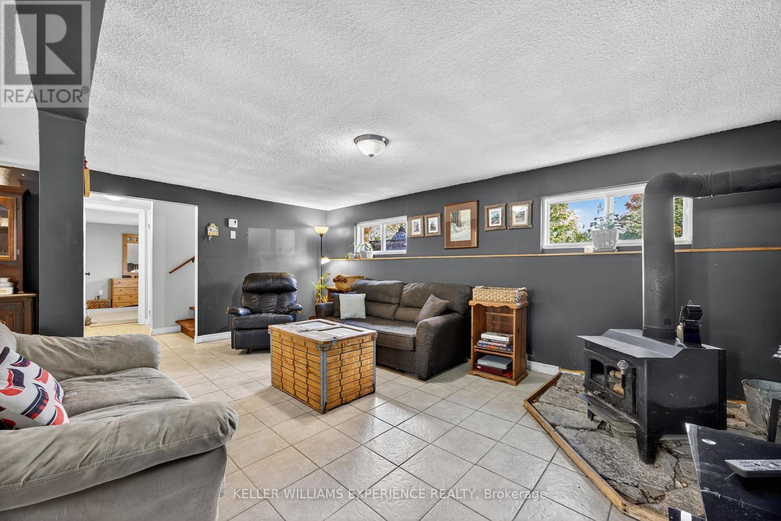 10 Conder Drive, Oro-Medonte, Ontario  L0K 1E0 - Photo 16 - S12551724