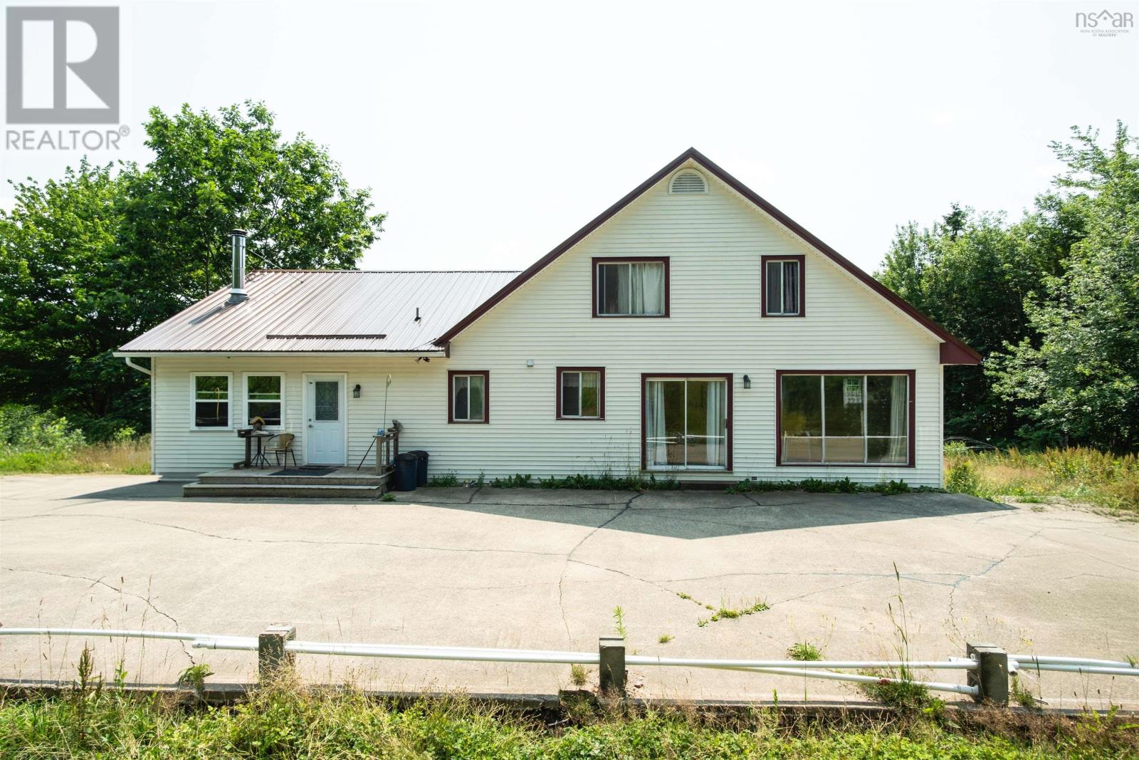 10783 Highway 105, Aberdeen, Nova Scotia  B0E 3M0 - Photo 2 - 202526530