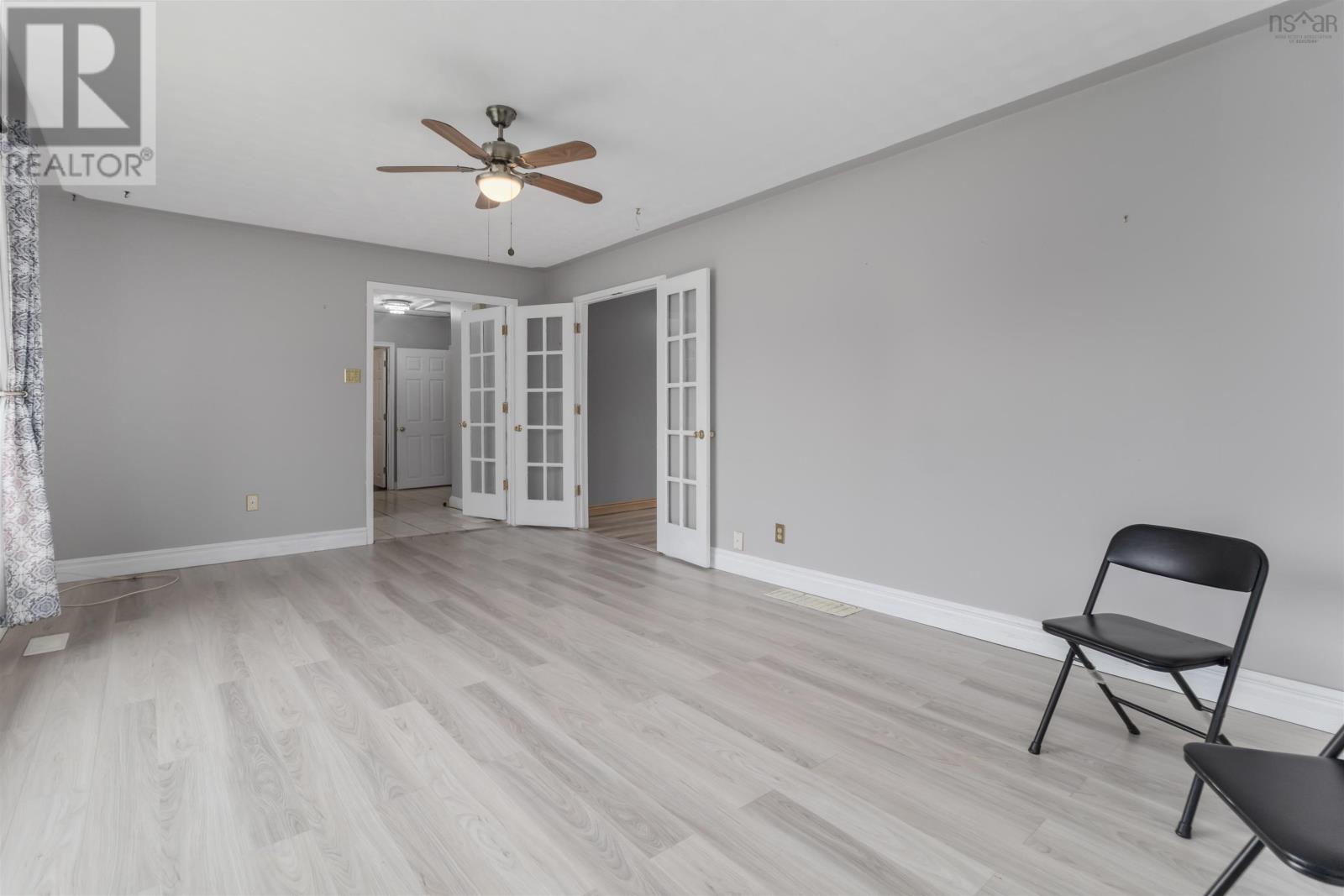 22 Hilden Drive, Halifax, Nova Scotia  B3R 1K2 - Photo 7 - 202526318