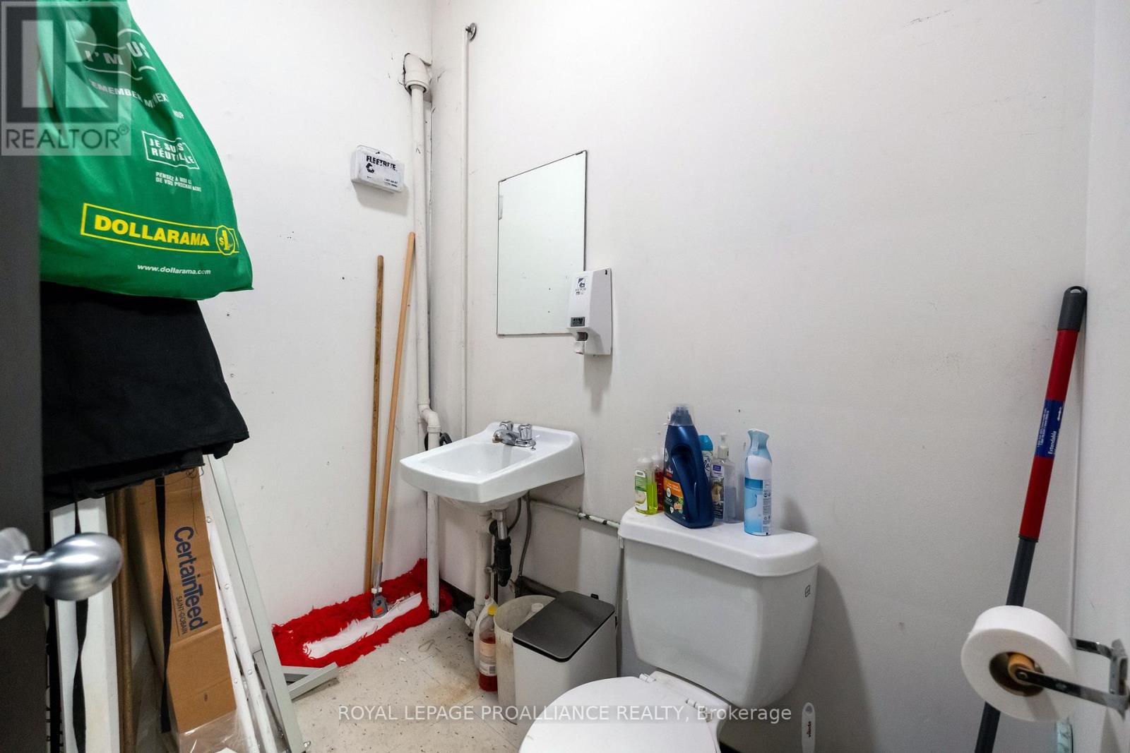 23 College Street W, Belleville, Ontario  K8P 2G3 - Photo 25 - X12551828