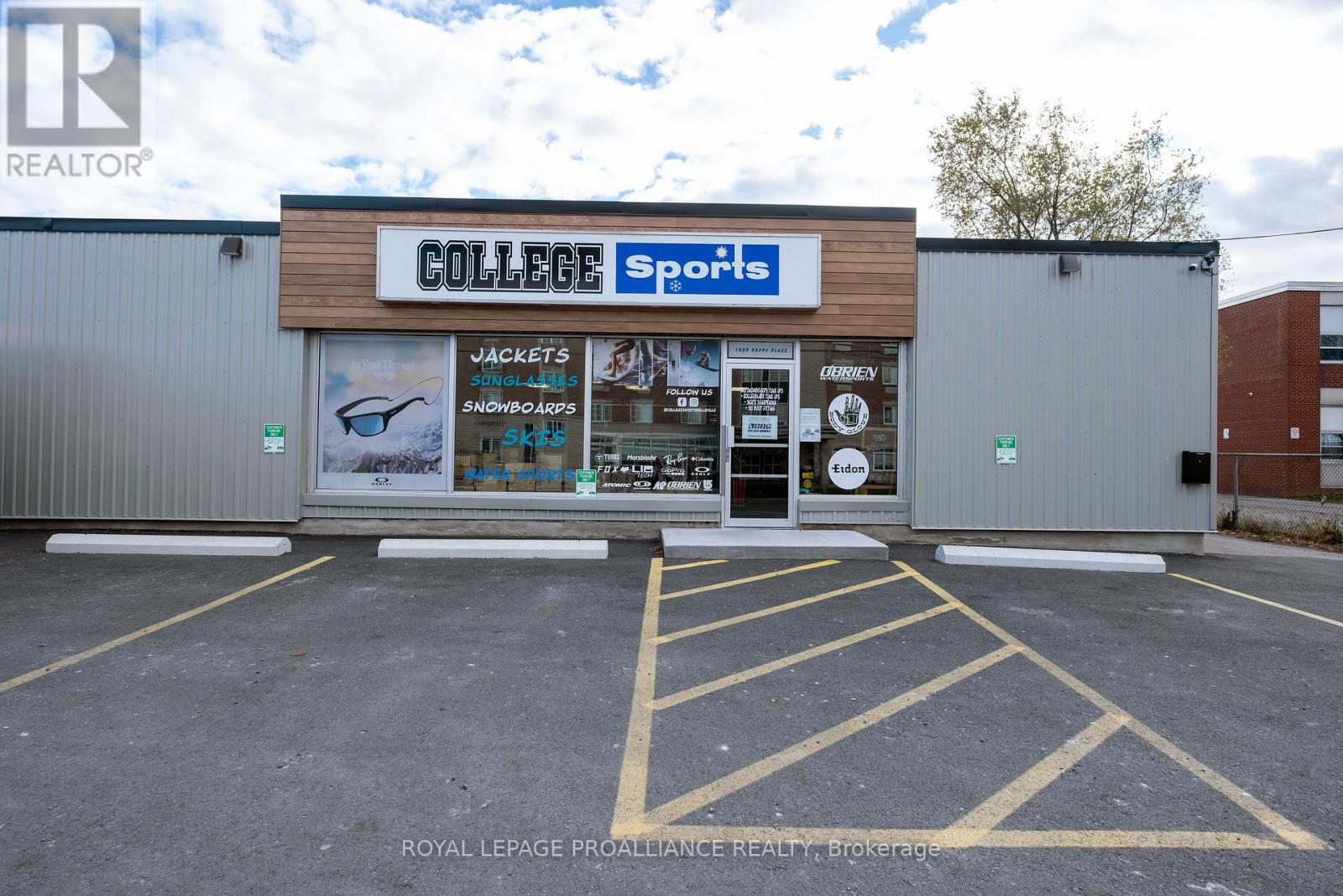 23 College Street W, Belleville, Ontario  K8P 2G3 - Photo 4 - X12551828