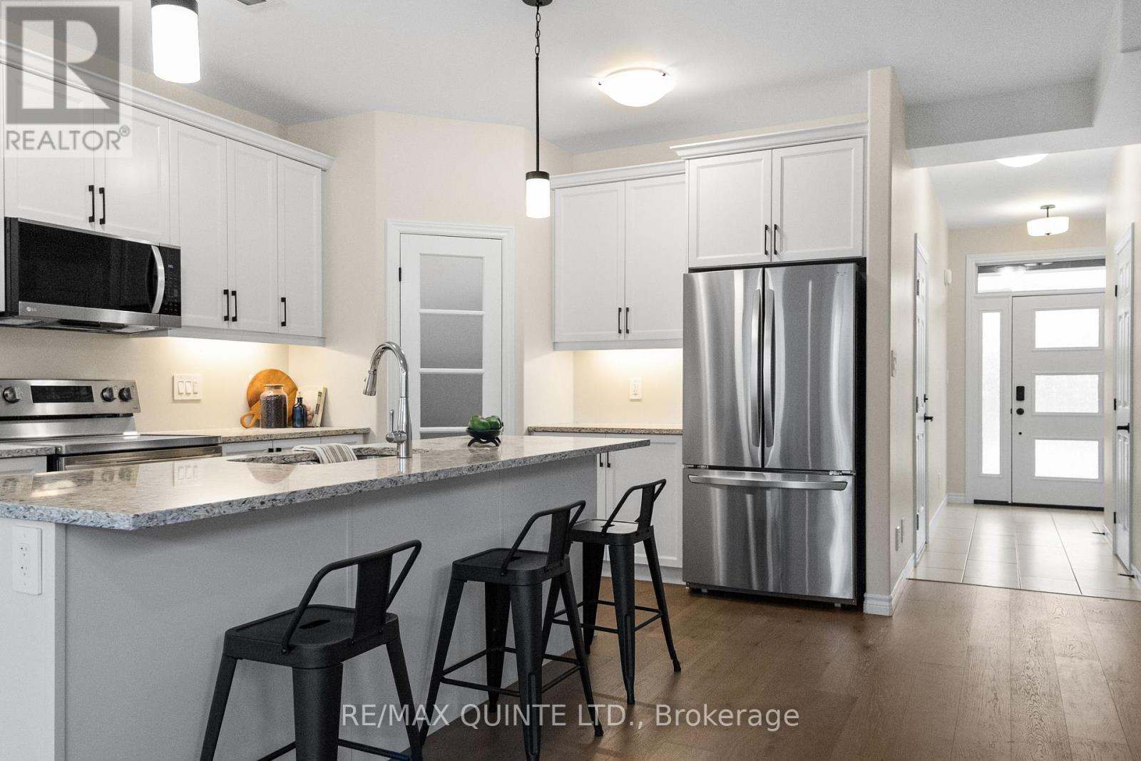 15 Miramichi Street, Belleville, Ontario K8N 0T3 - Photo 13 - X12551870