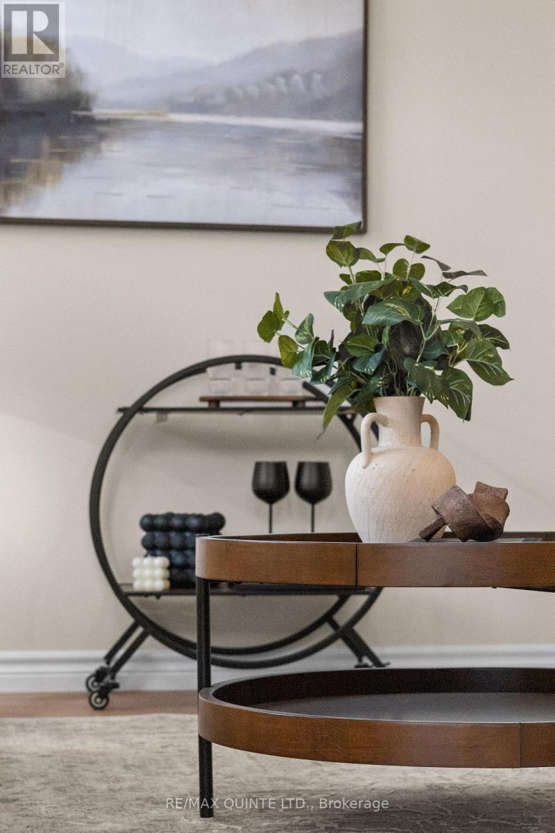 15 Miramichi Street, Belleville, Ontario K8N 0T3 - Photo 20 - X12551870