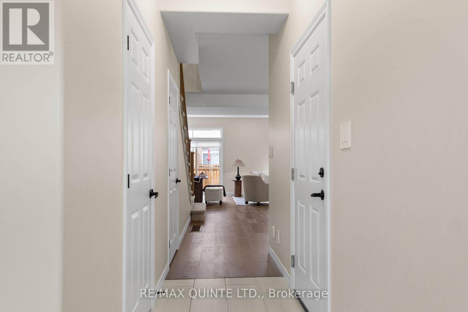 15 Miramichi Street, Belleville, Ontario K8N 0T3 - Photo 8 - X12551870