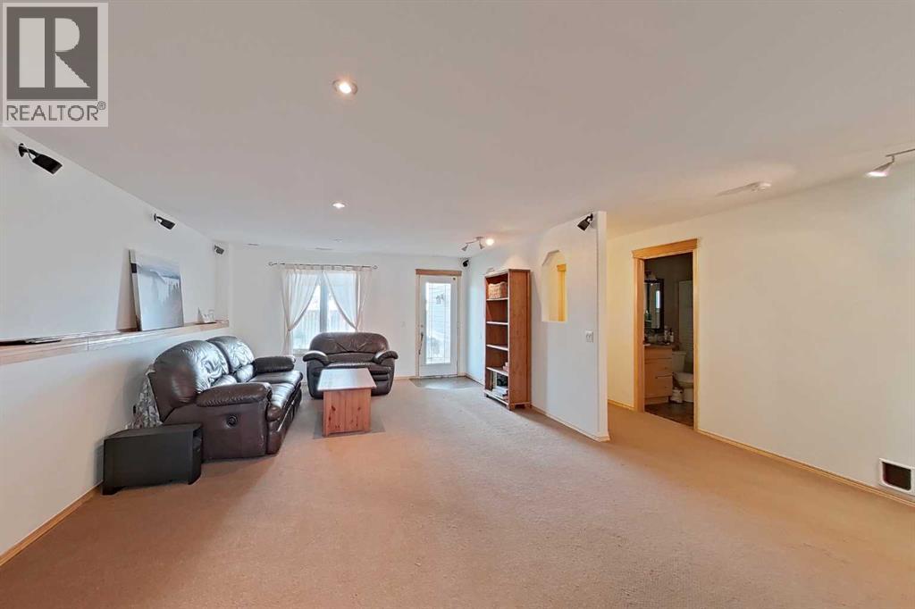 145 Blackfoot Circle W, Lethbridge, Alberta  T1K 7T4 - Photo 43 - A2269365