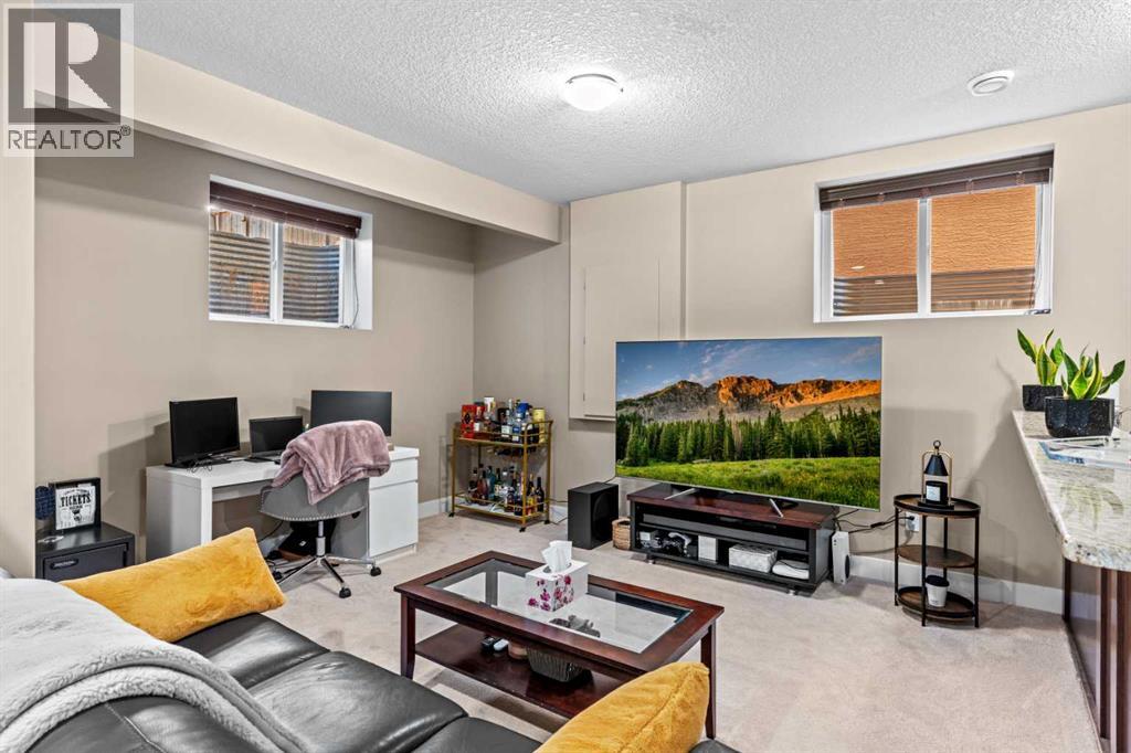 1269 Sherwood Boulevard Nw, Calgary, Alberta  T3R 0C7 - Photo 44 - A2261961