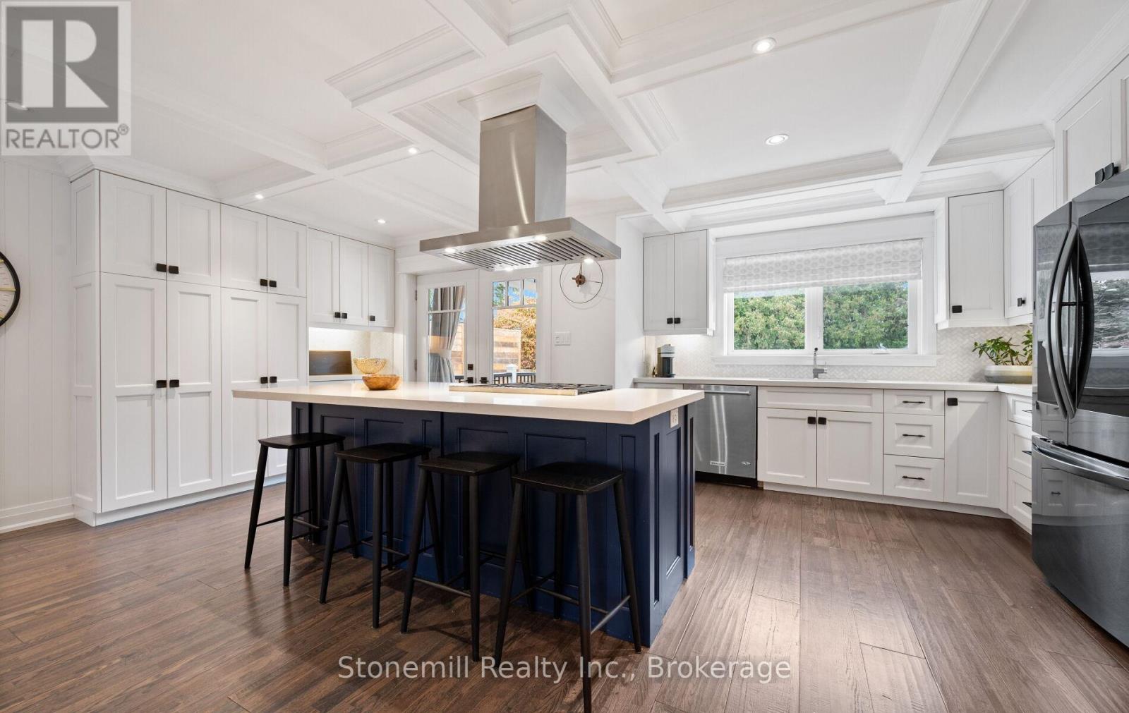 735 George Street, Burlington, Ontario L7R 2V8 - Photo 16 - W12546116