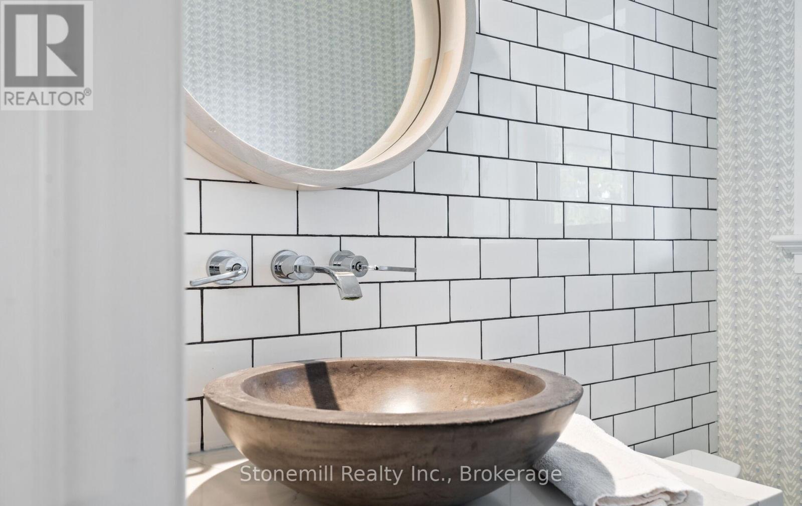 735 George Street, Burlington, Ontario L7R 2V8 - Photo 23 - W12546116