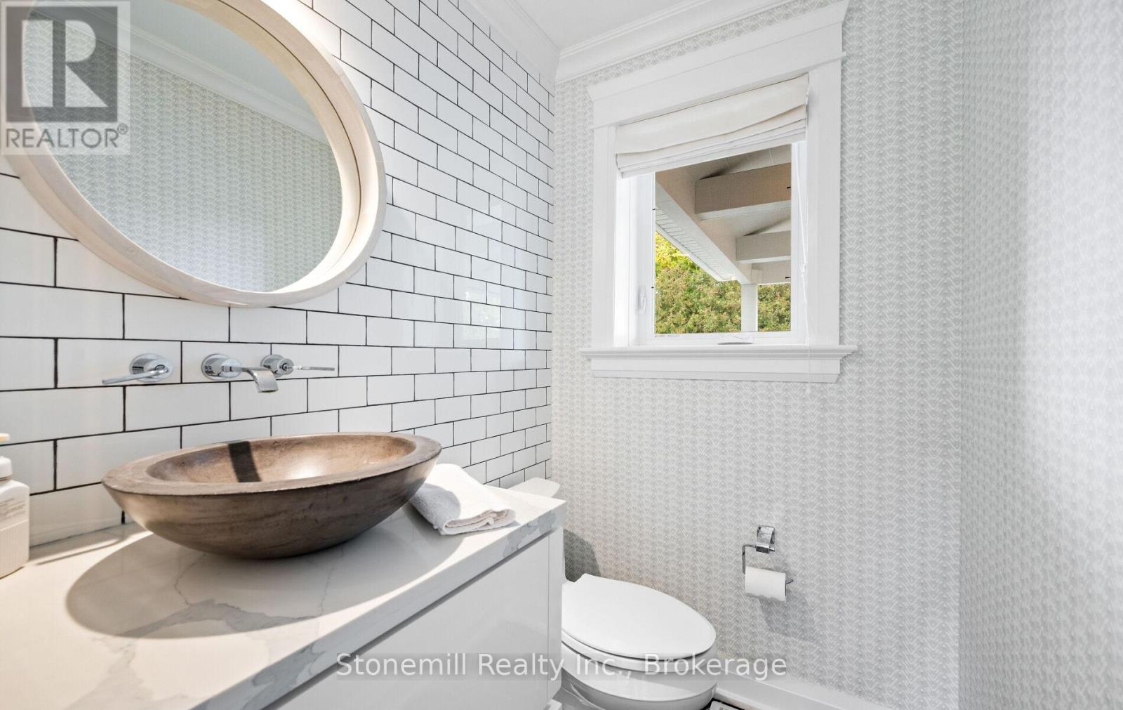 735 George Street, Burlington, Ontario L7R 2V8 - Photo 22 - W12546116