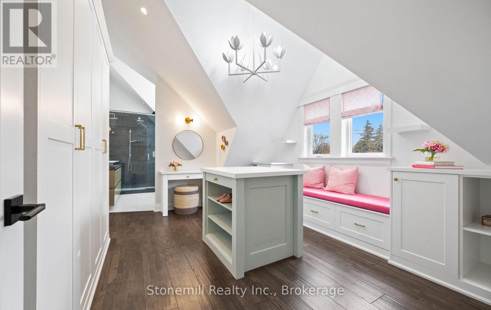 735 George Street, Burlington, Ontario L7R 2V8 - Photo 28 - W12546116