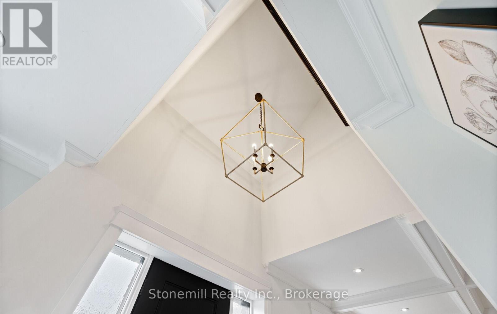 735 George Street, Burlington, Ontario L7R 2V8 - Photo 5 - W12546116