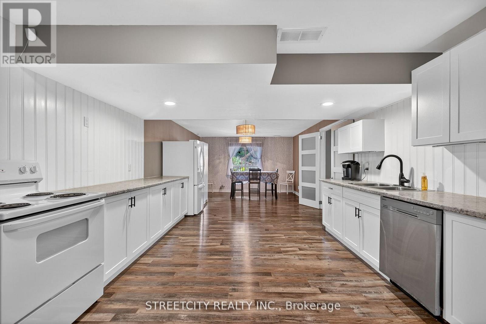 1163 Crumlin Side Road, London East, Ontario  N5V 1R6 - Photo 28 - X12551786