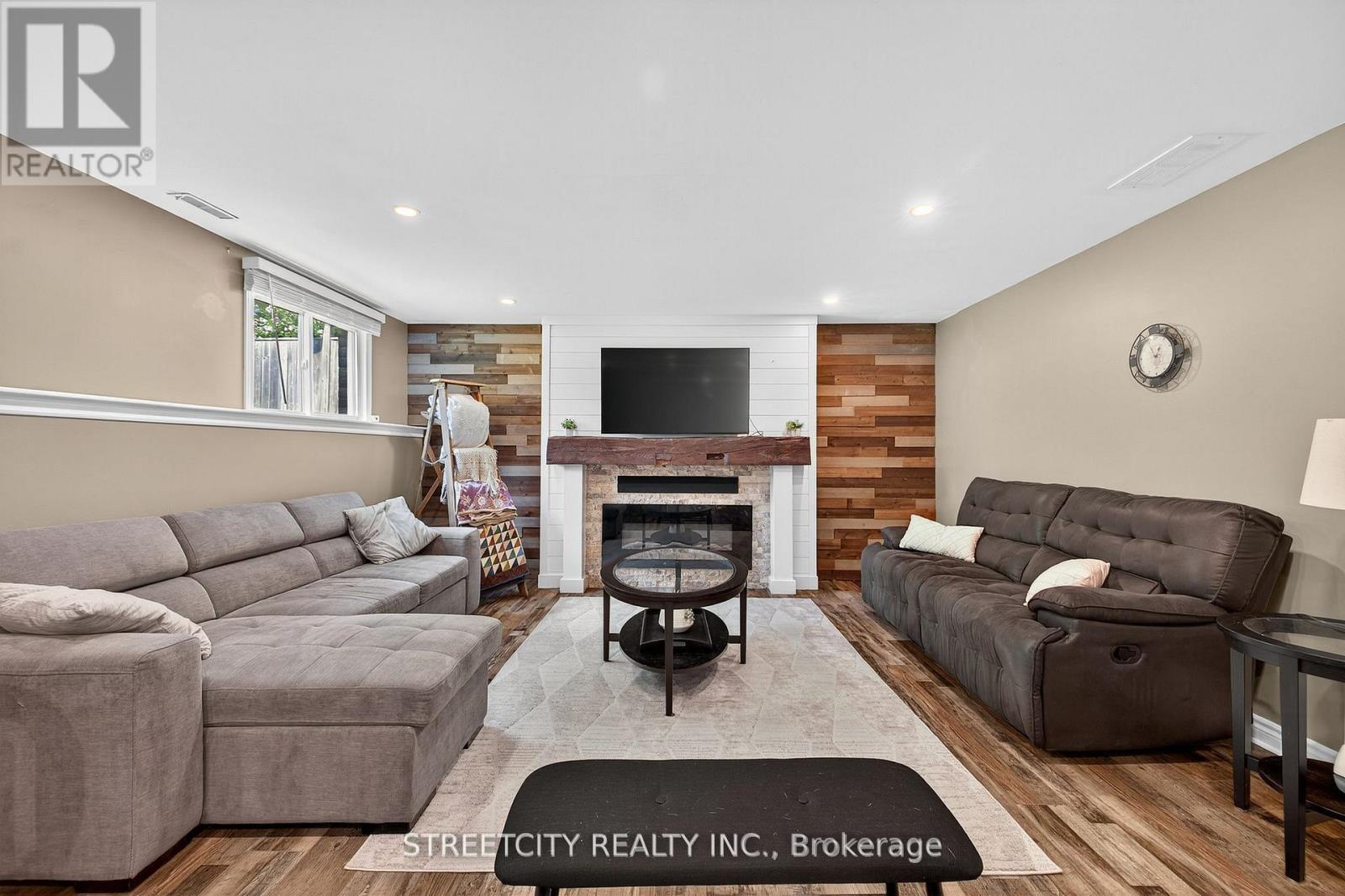 1163 Crumlin Side Road, London East, Ontario  N5V 1R6 - Photo 32 - X12551786