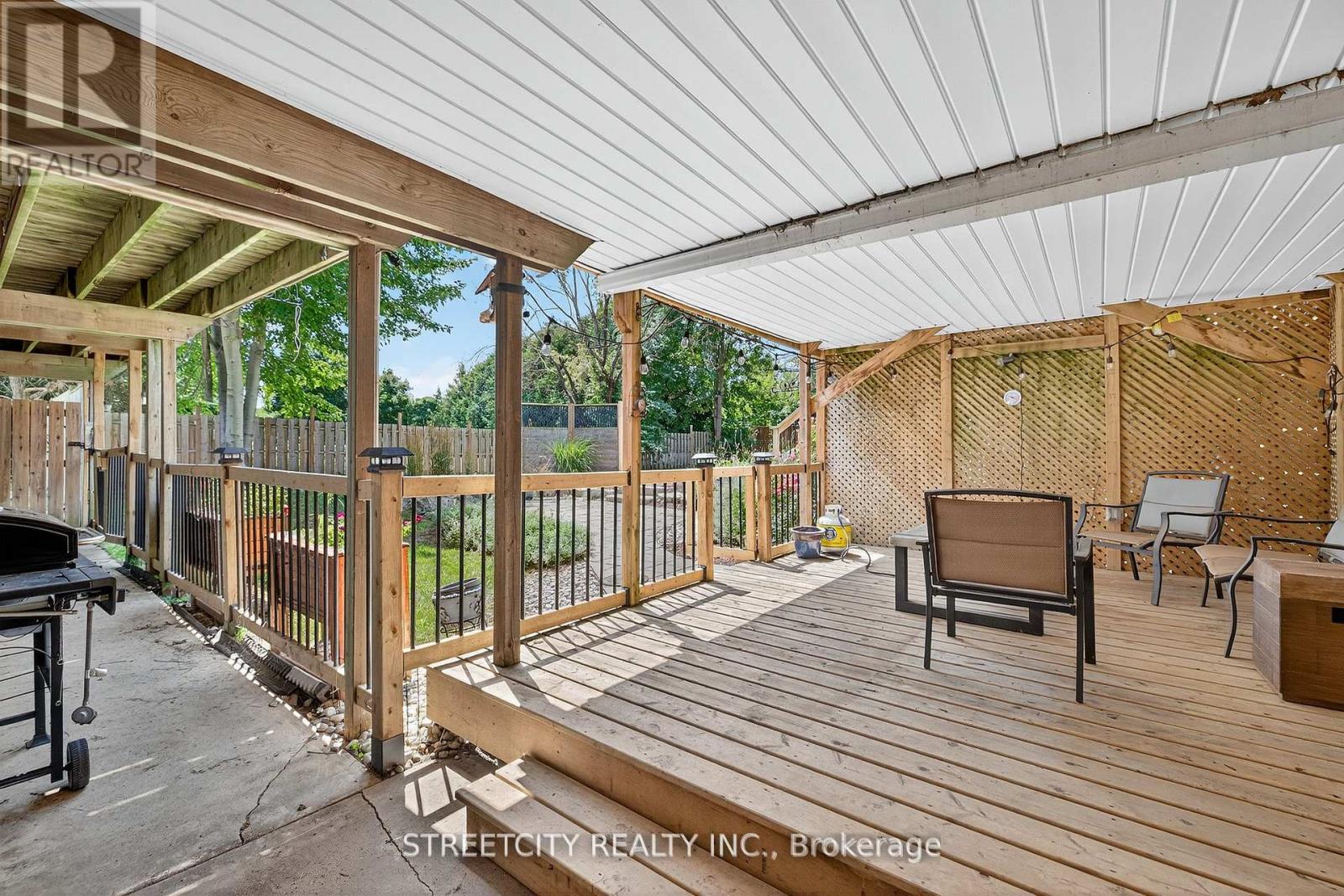 1163 Crumlin Side Road, London East, Ontario  N5V 1R6 - Photo 46 - X12551786