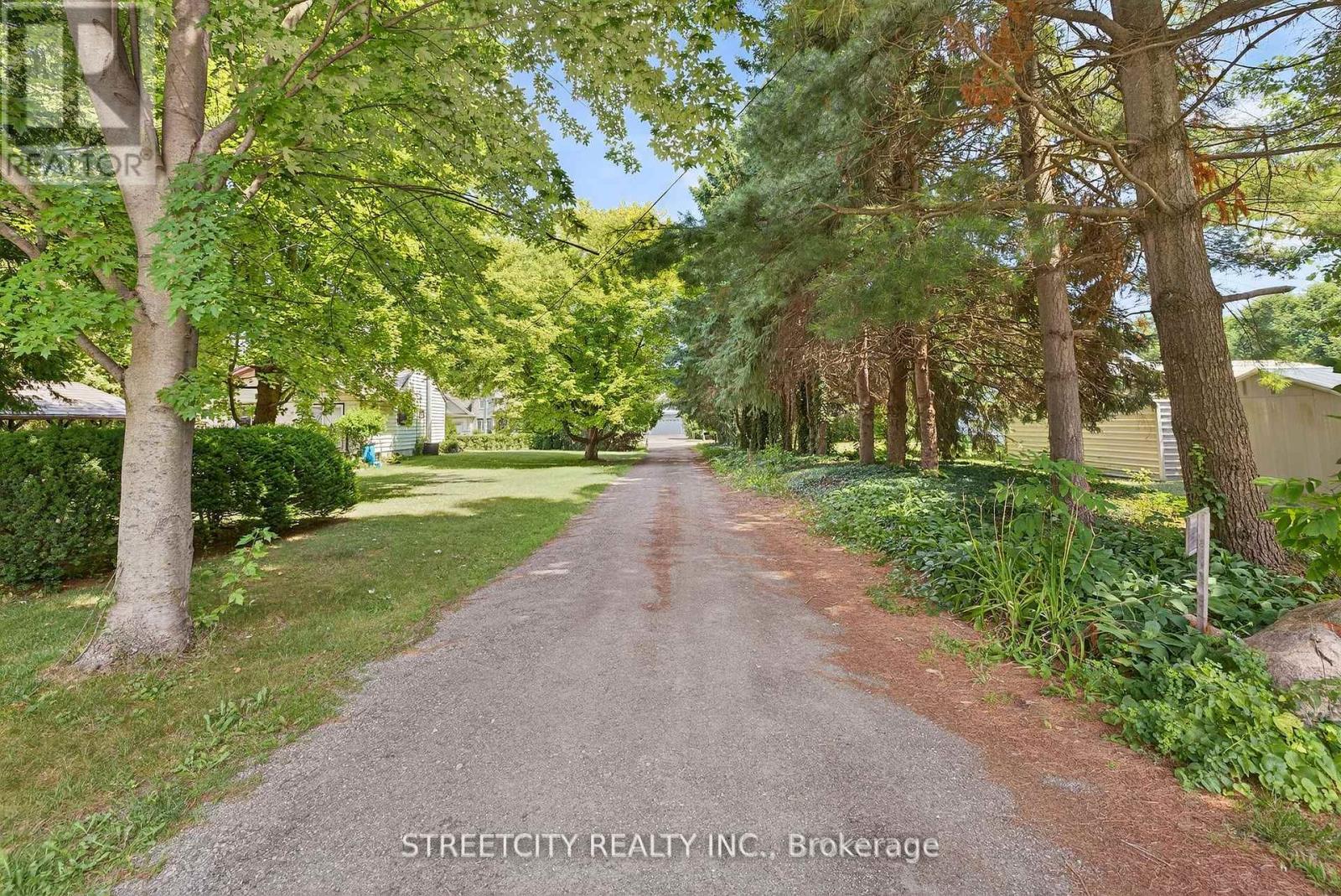 1163 Crumlin Side Road, London East, Ontario  N5V 1R6 - Photo 49 - X12551786