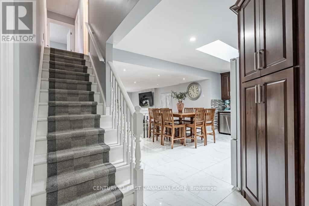 169 Ashley Crescent, London South, Ontario  N6E 3P9 - Photo 13 - X12551822