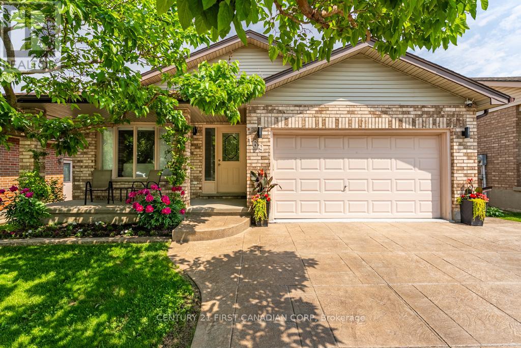 169 Ashley Crescent, London South, Ontario  N6E 3P9 - Photo 2 - X12551822