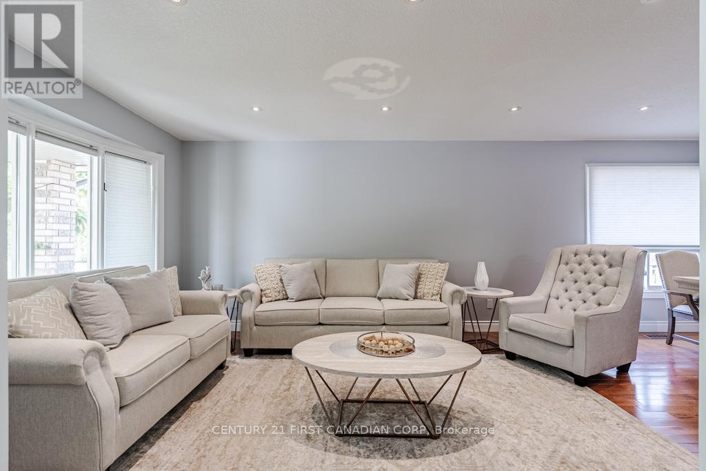 169 Ashley Crescent, London South, Ontario  N6E 3P9 - Photo 8 - X12551822