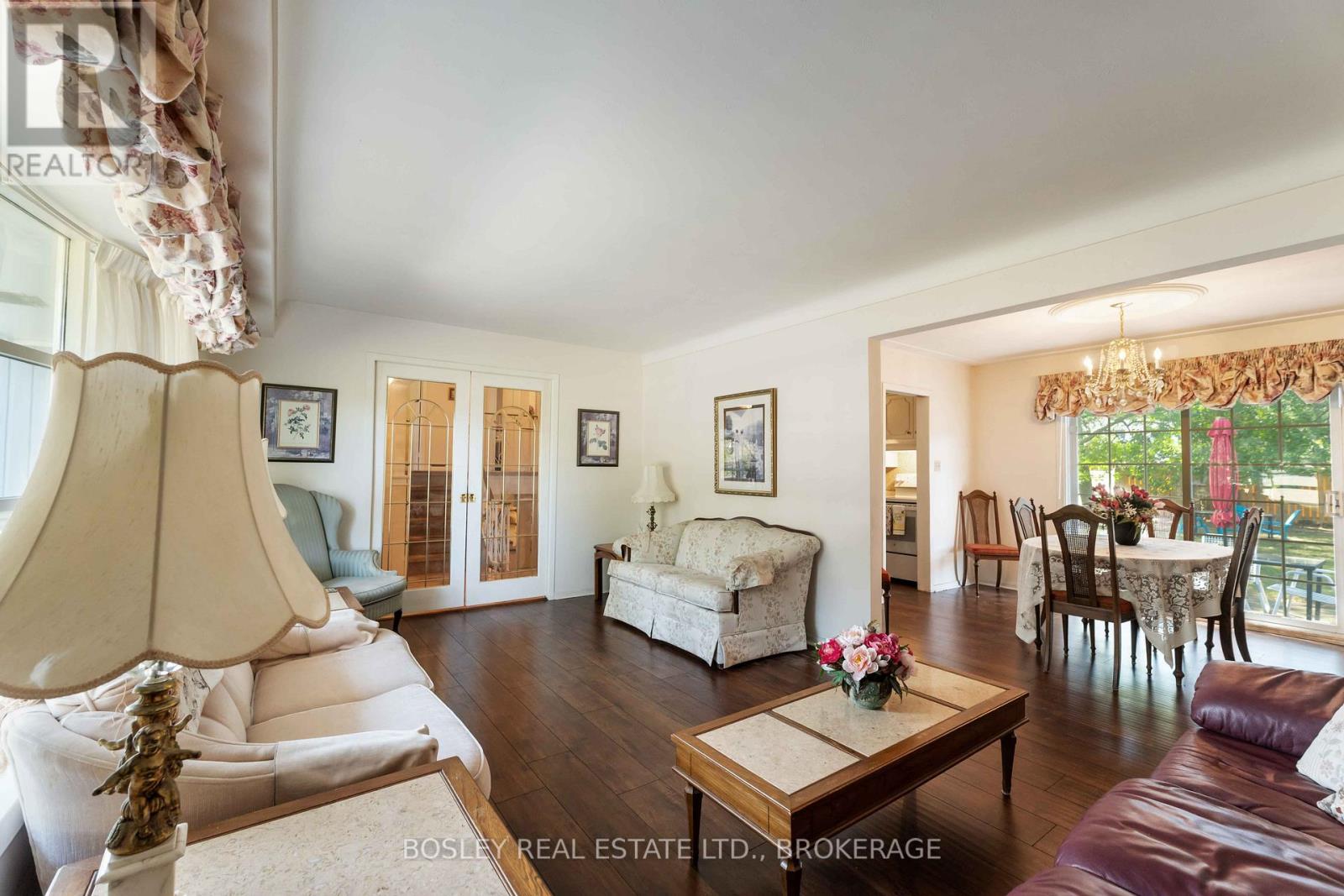 27 Meadowlark Crescent, St. Catharines, Ontario  L2N 2M6 - Photo 12 - X12451197