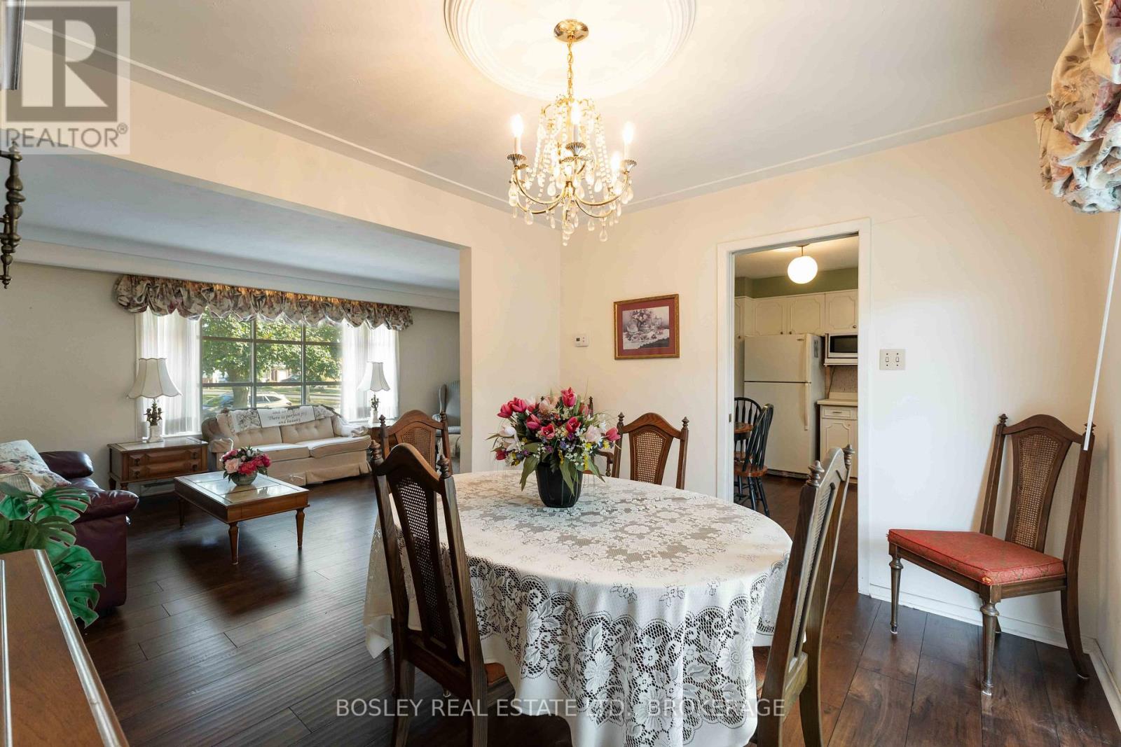 27 Meadowlark Crescent, St. Catharines, Ontario  L2N 2M6 - Photo 14 - X12451197