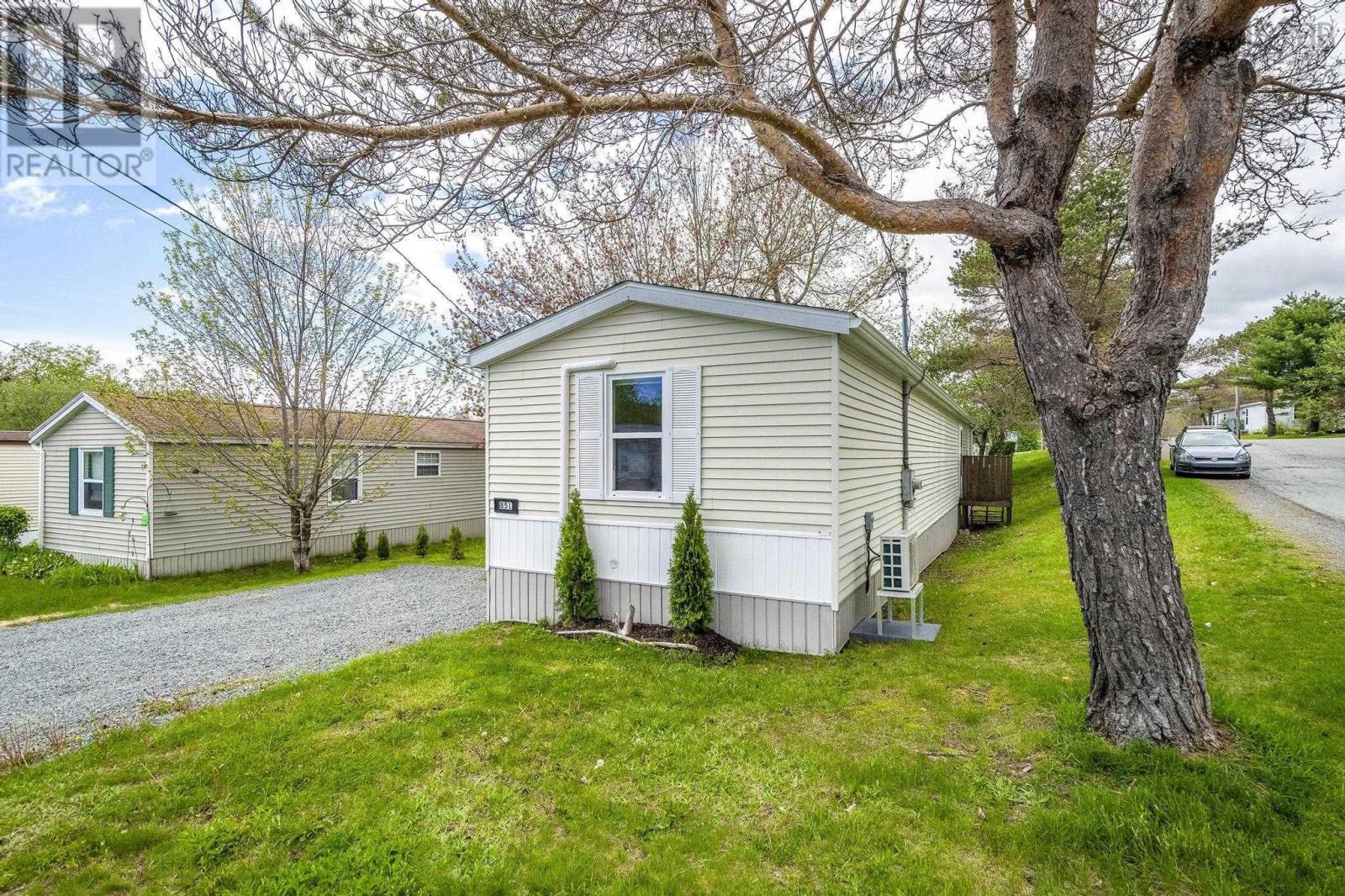 851 Duggan Drive, Beaver Bank, Nova Scotia  B4E 1L7 - Photo 47 - 202512282