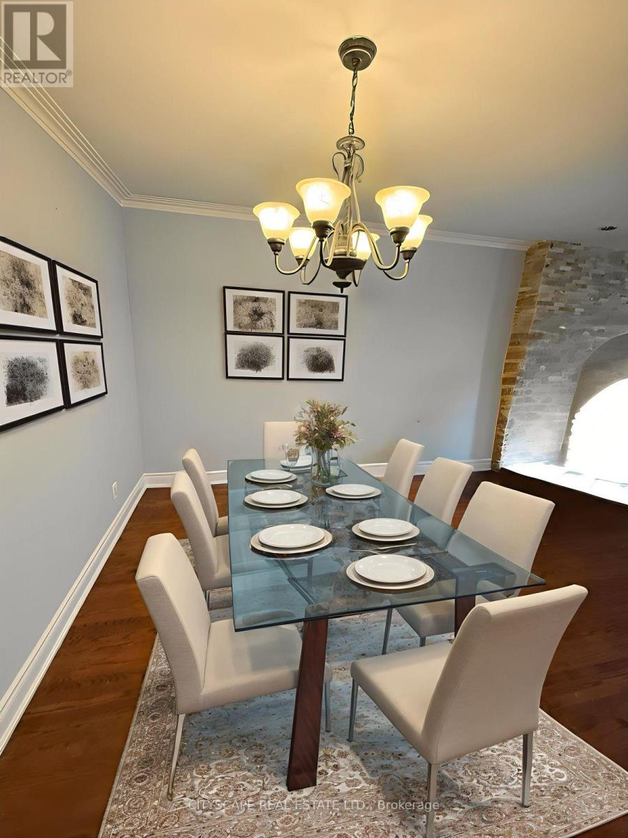 Upper - 12 Pagoda Place, Toronto, Ontario  M9V 2V2 - Photo 5 - W12541748