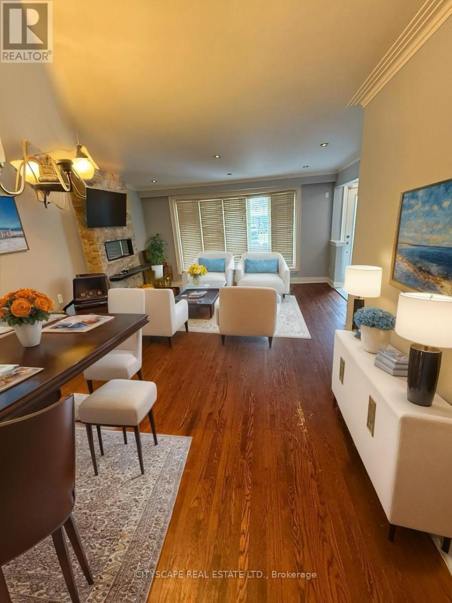 Upper - 12 Pagoda Place, Toronto, Ontario  M9V 2V2 - Photo 3 - W12541748