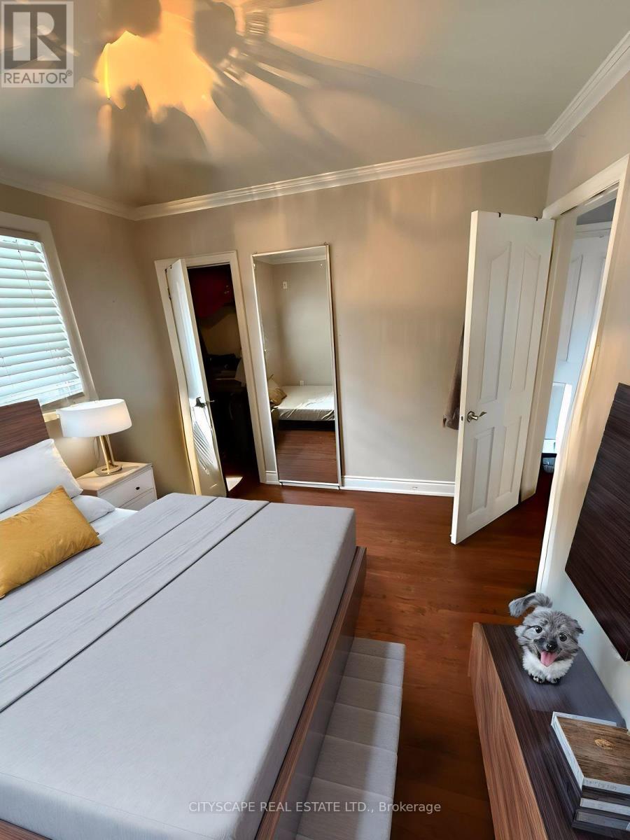 Upper - 12 Pagoda Place, Toronto, Ontario  M9V 2V2 - Photo 6 - W12541748