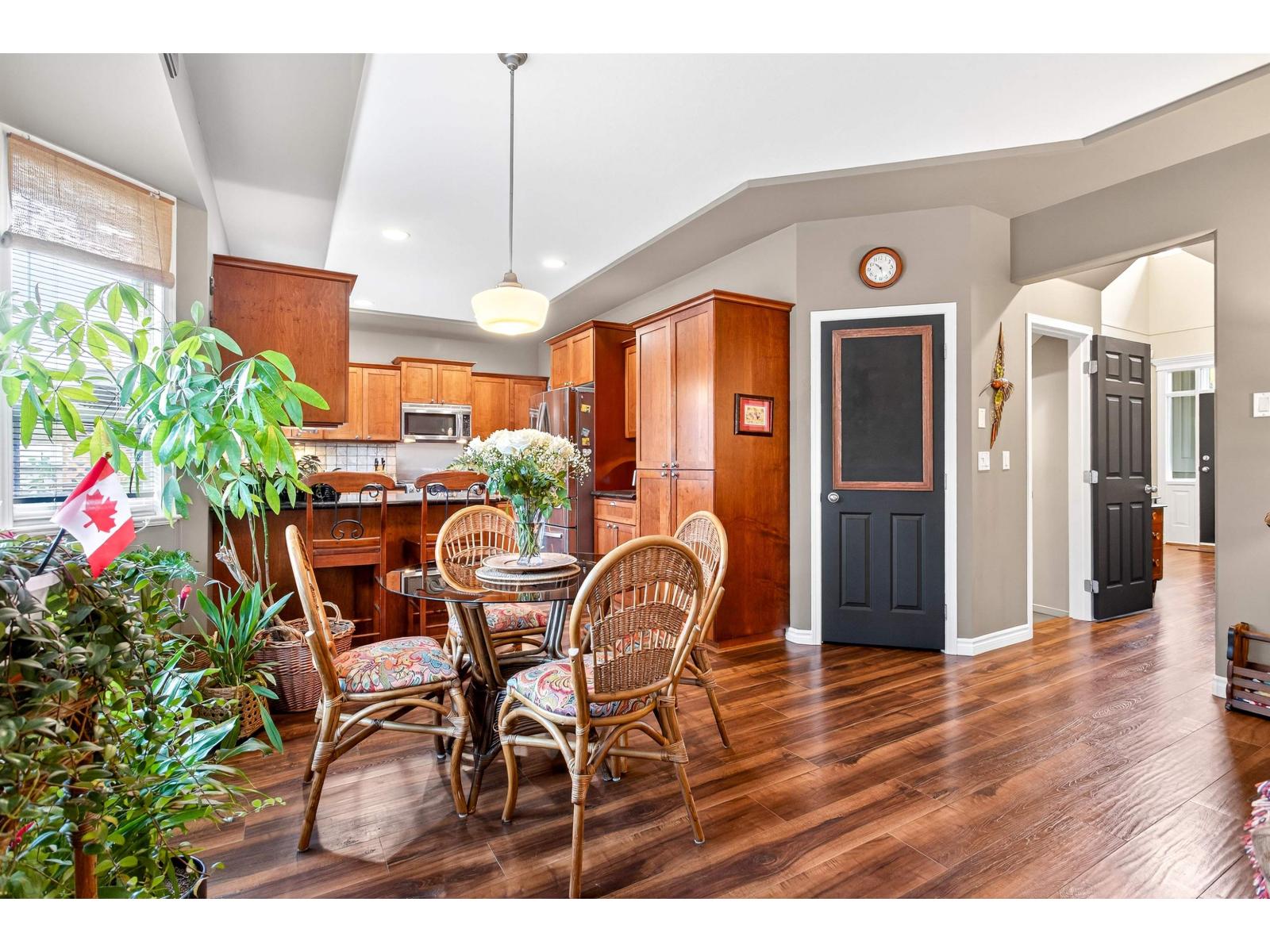 16728 62a Avenue, Surrey, British Columbia  V3S 9L3 - Photo 10 - R3067843