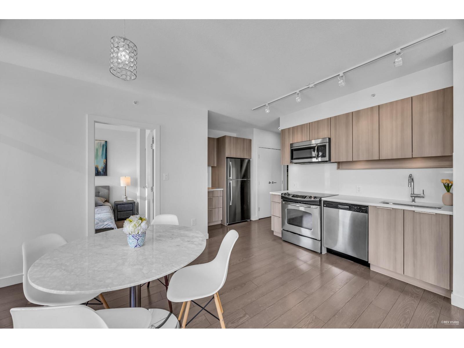 1103 13308 Central Avenue, Surrey, British Columbia  V3T 0M4 - Photo 10 - R3067889