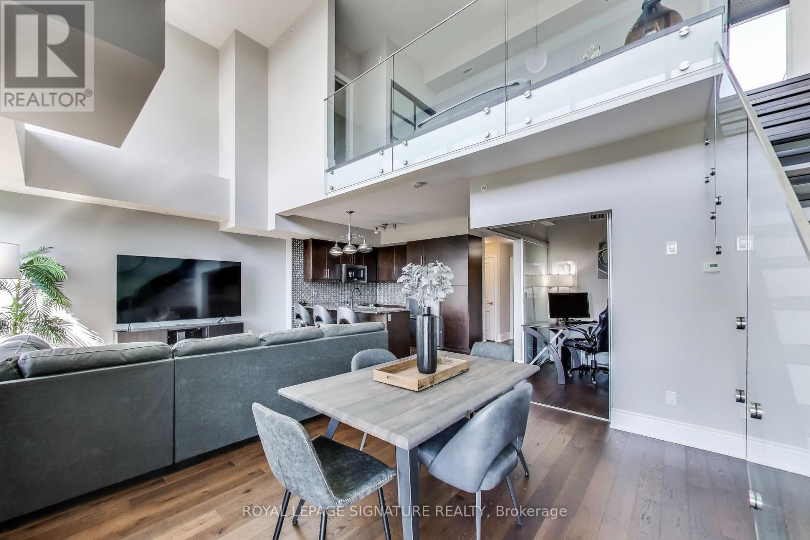 405 - 3170 Erin Mills Parkway, Mississauga, Ontario  L5L 0B6 - Photo 11 - W12551676