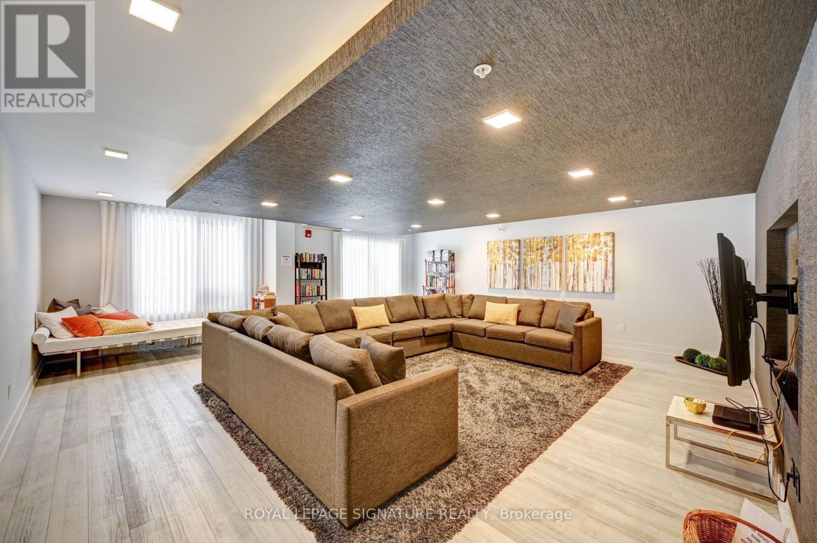 405 - 3170 Erin Mills Parkway, Mississauga, Ontario  L5L 0B6 - Photo 31 - W12551676