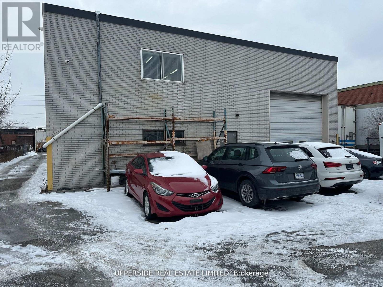 5 Tangiers Road, Toronto, Ontario  M3J 2B1 - Photo 4 - W12551686