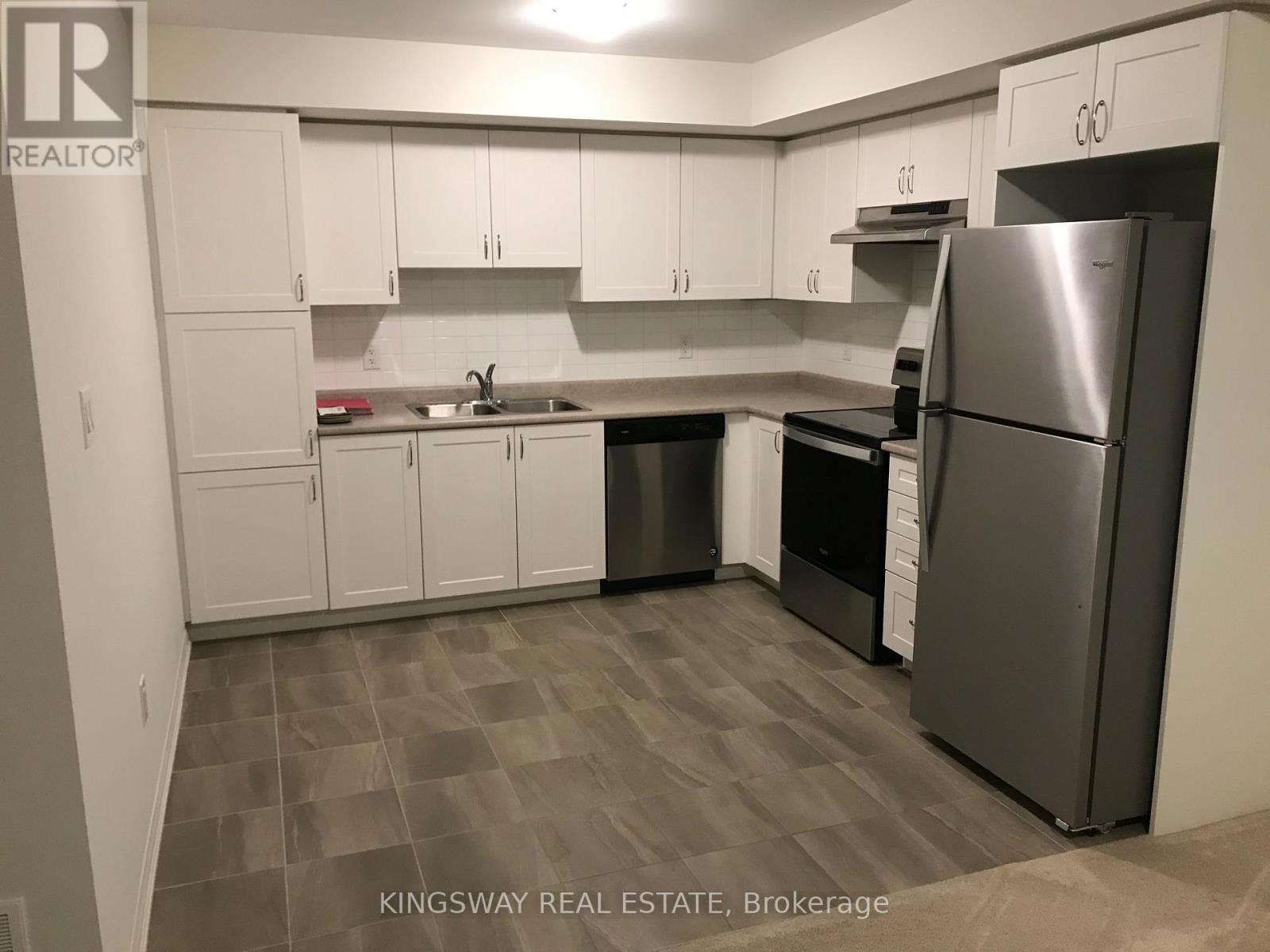 141 - 250 Sunny Meadow Boulevard, Brampton, Ontario  L6R 3Y7 - Photo 6 - W12551692