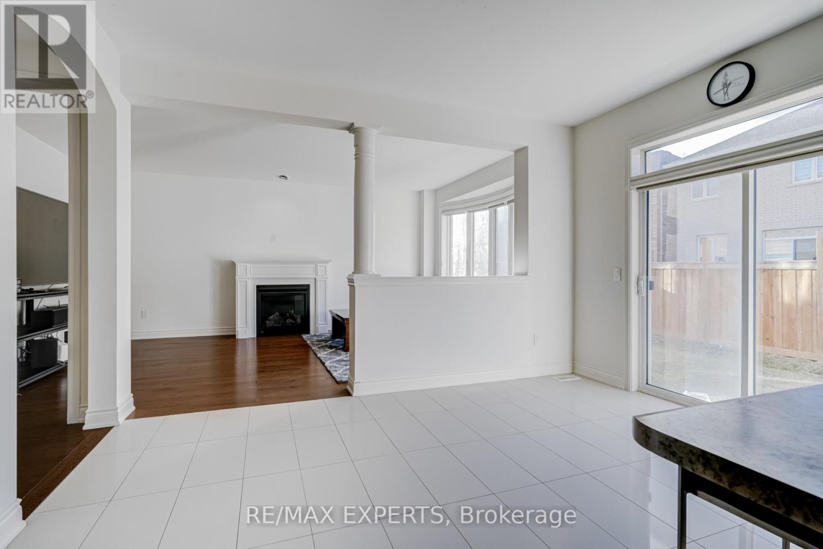 34 Gillis Road, Brampton, Ontario  L7A 4V6 - Photo 11 - W12551726