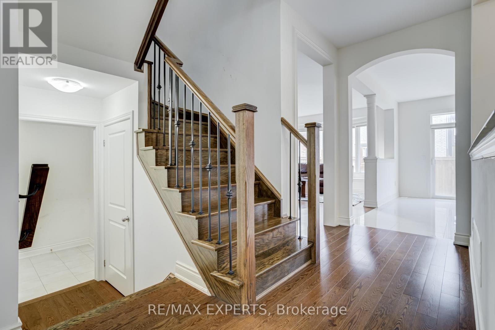 34 Gillis Road, Brampton, Ontario  L7A 4V6 - Photo 17 - W12551726