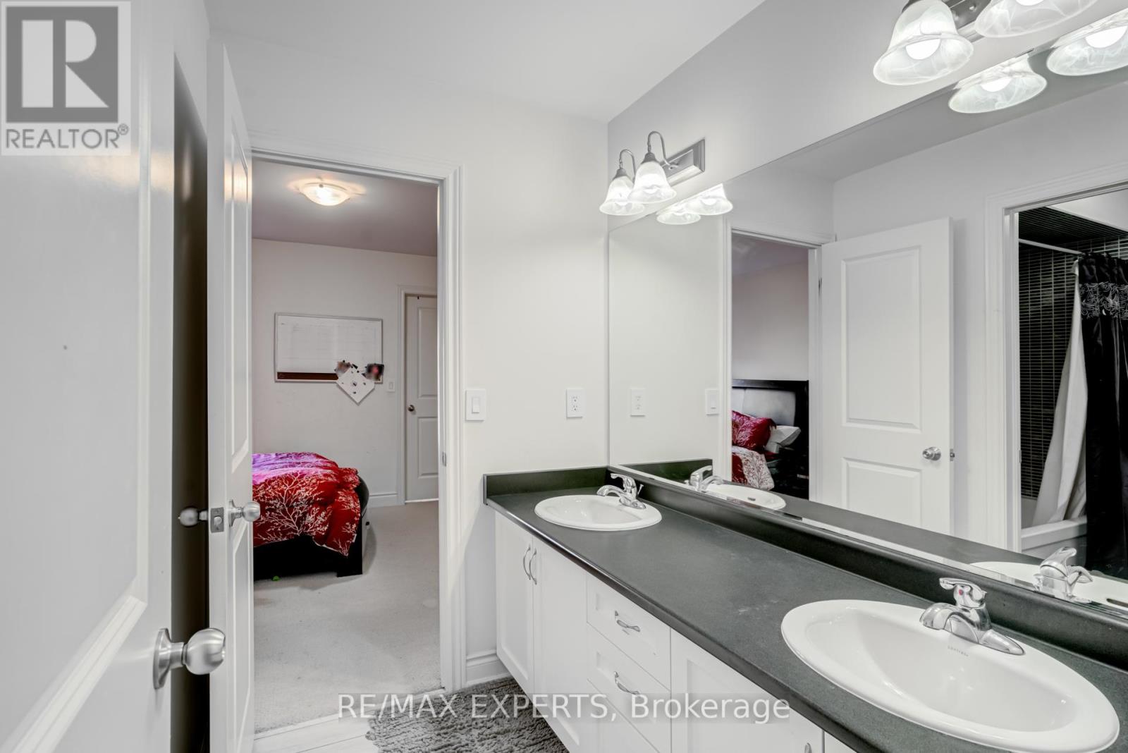 34 Gillis Road, Brampton, Ontario  L7A 4V6 - Photo 34 - W12551726