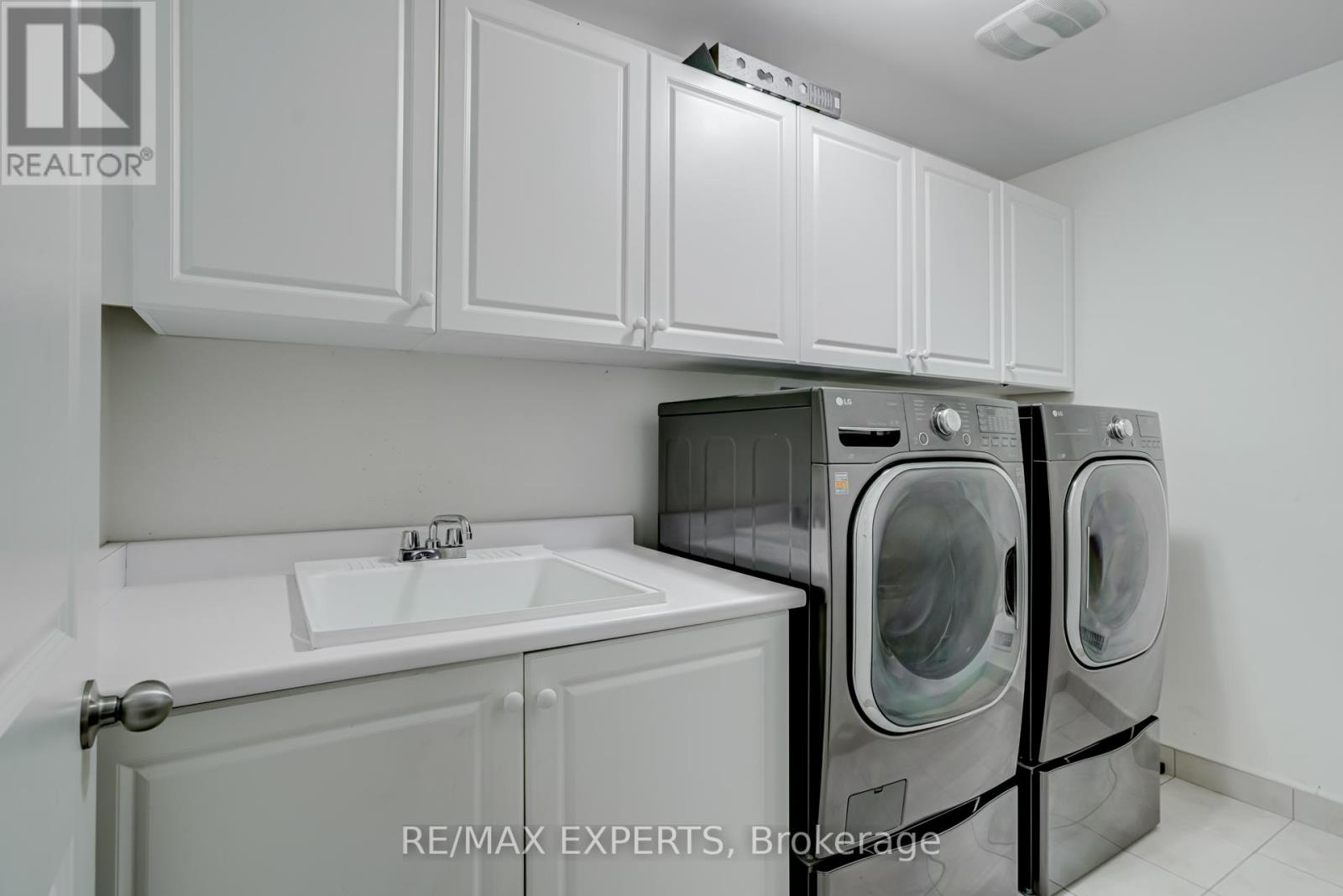 34 Gillis Road, Brampton, Ontario  L7A 4V6 - Photo 37 - W12551726